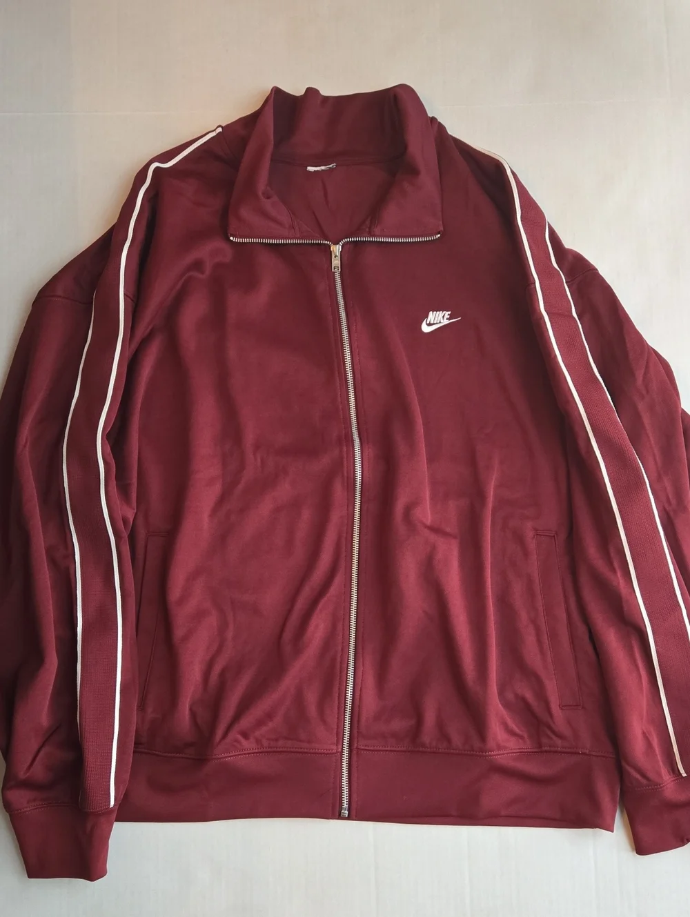 Nike Sportswear Club Men’s Oversized Knit Track Jacket Dark Team Red/White 2XL